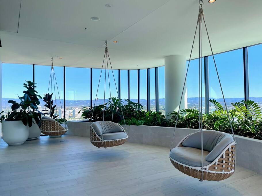 New Impressive 180° River View 1 Bed Apt With Pool 47F Daire Gold Coast Dış mekan fotoğraf