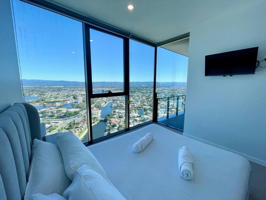 New Impressive 180° River View 1 Bed Apt With Pool 47F Daire Gold Coast Dış mekan fotoğraf
